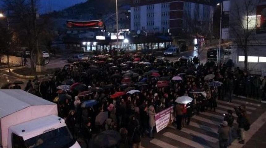 Facebook &Uuml;zerinden Yazışmada Alevilere Hakaret Iddiası (2)