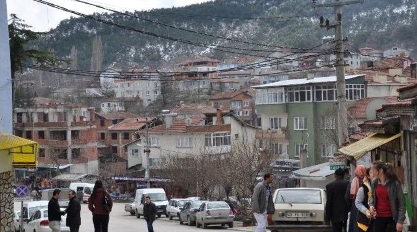 B&uuml;y&uuml;korhan Osmanlı Mimarisine B&uuml;r&uuml;n&uuml;yor