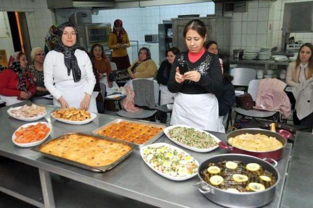 Yöresel Yemekleri Yeni Nesillere Taşıyacaklar