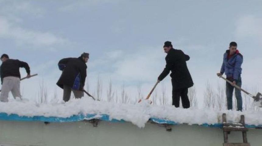 İmece Usul&uuml; Baca Temizliyor