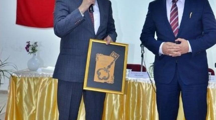 Kaymakam Avcı&rsquo;ya Hemşehrilik Beratı