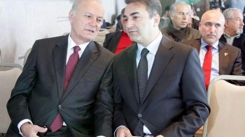 Ediz Hun&rsquo;dan &rsquo;kanal İstanbul&rsquo; Eleştirisi