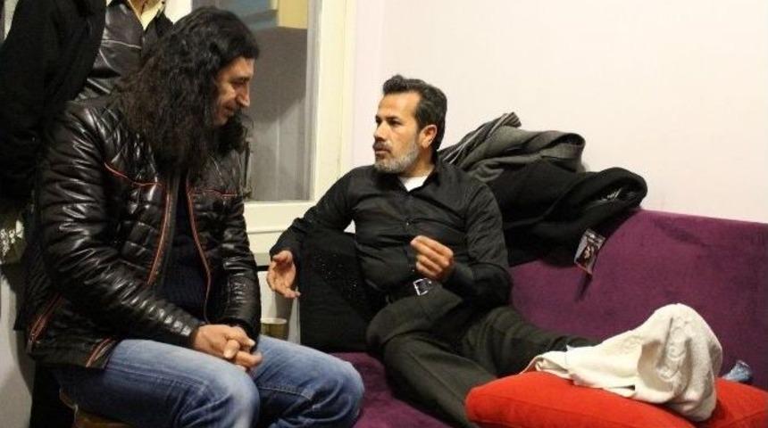 Kekilli, &Ouml;zgecan&rsquo;ın Babasını Mutlu Etti