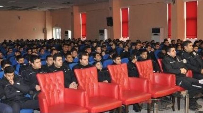 K&uuml;lt&uuml;r Ve Turizm M&uuml;d&uuml;rl&uuml;ğ&uuml;&rsquo;nden Polis Okulu &Ouml;ğrencilerine Konferans