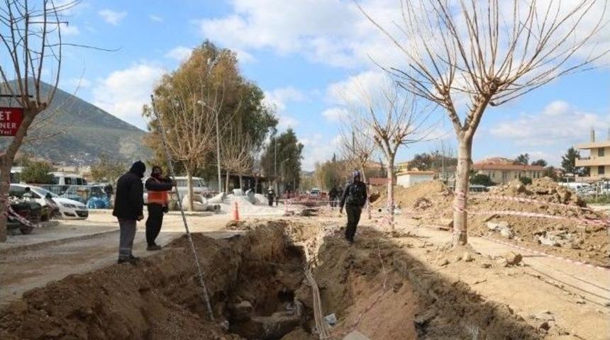 Milas&rsquo;ta Altyapı &Ccedil;alışmasında Tarihi Kalıntılara Rastlandı