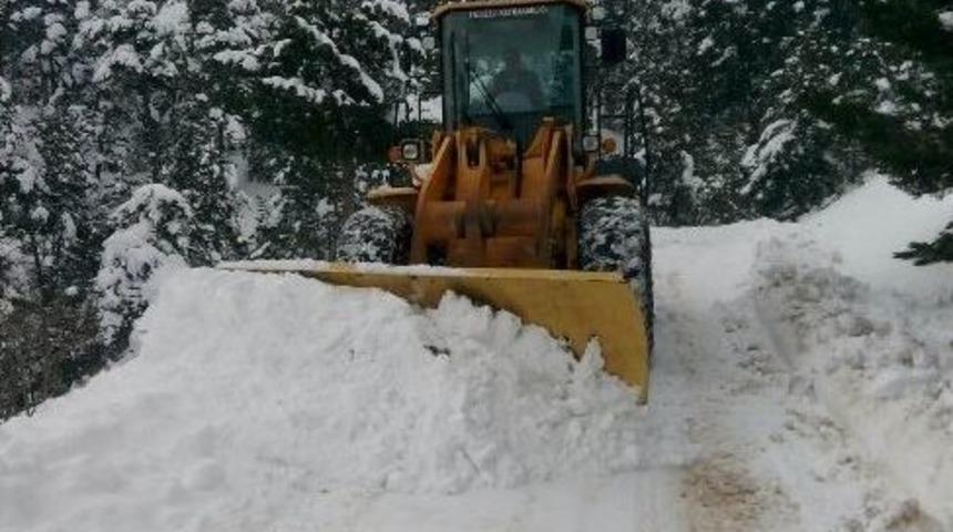Yıldızeli&rsquo;nde 118 K&ouml;y Yolu Ulaşıma Kapandı