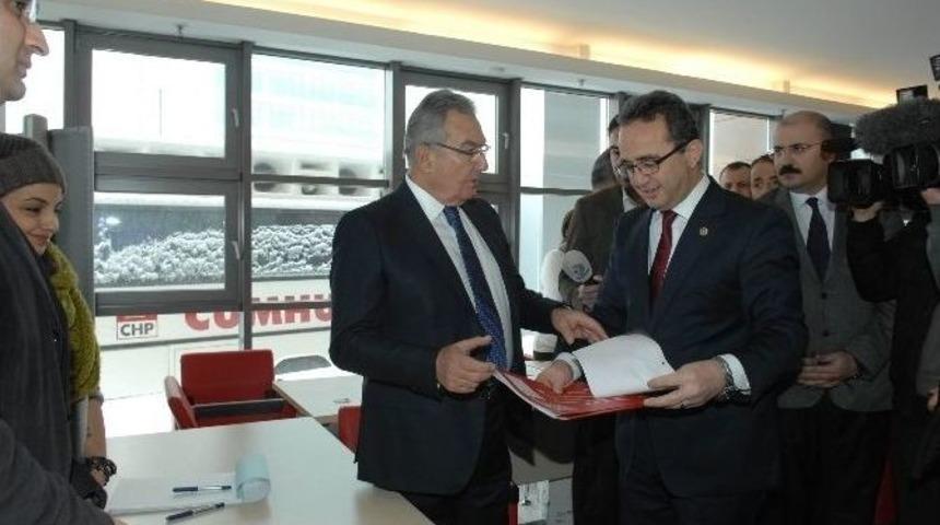 Deniz Baykal Chp&rsquo;den Aday Adayı Oldu