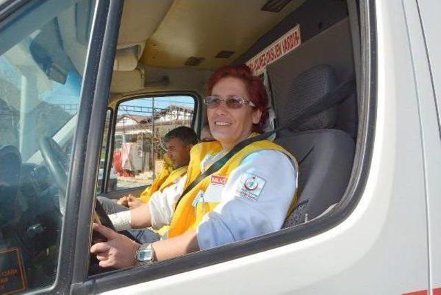 Kadın Ambulans Sürücüsü 'en İyi'ye Aday