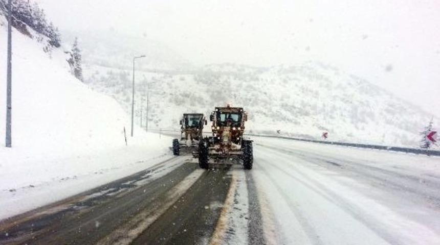 Kayseri'de 1078 Köy Yolu Ulaşıma Açıldı