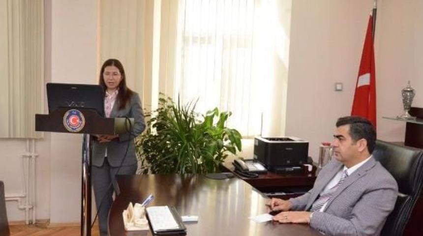 T&uuml;rkiye'nin 3. Kadın Valisi Olan &Ccedil;etinkaya: Onur Ve Mutluluk Duydum