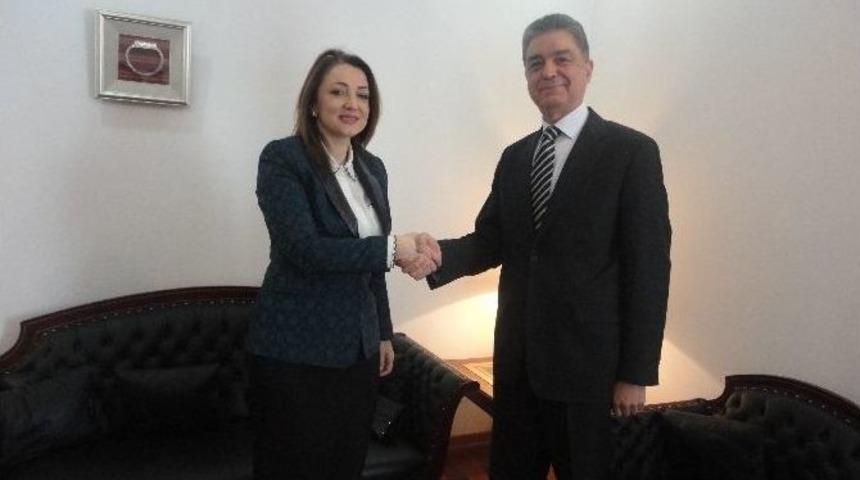 T&uuml;rkiye İle Tunus Cumhuriyeti Arasında Geniş Kapsamlı Ticaret Antlaşmaları Yapıldı