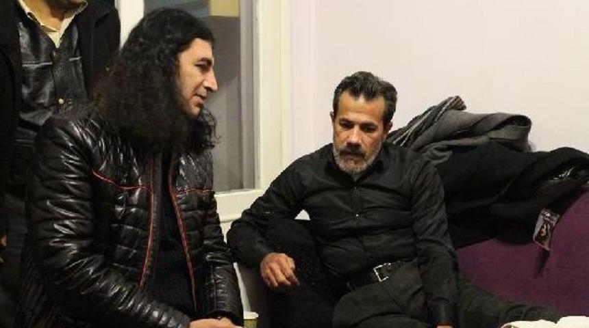 Murat Kekilli, &Ouml;zgecan'ın Ailesini Ziyaret Etti