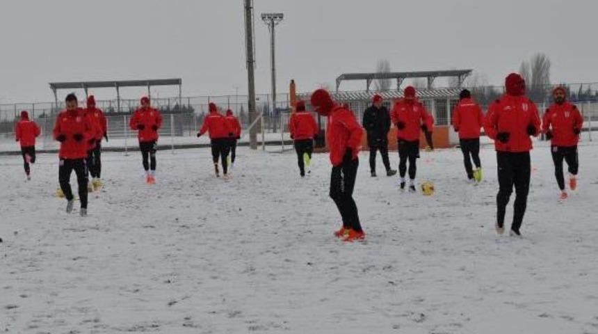 Balıkesirspor'un Saha &Ccedil;ilesi