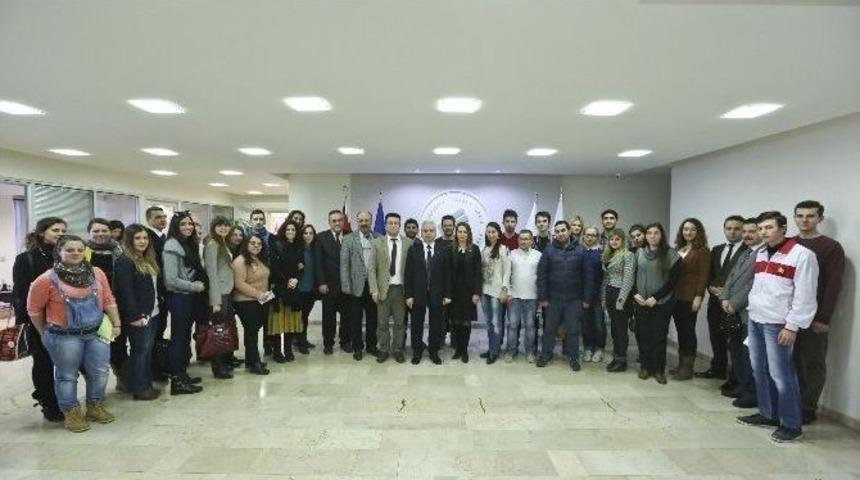 T&uuml;ketici Hakları Gen&ccedil;lere Emanet