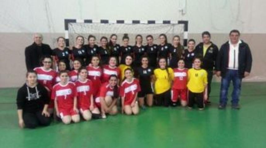 Hentbol Gen&ccedil; Kadınlar Liginde Eskişehir B&uuml;y&uuml;kşehir Fırtına Gibi