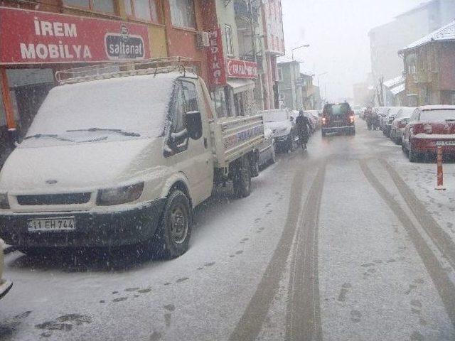 Bilecik’de Soğuk Hava Ve Don Etkili Oluyor