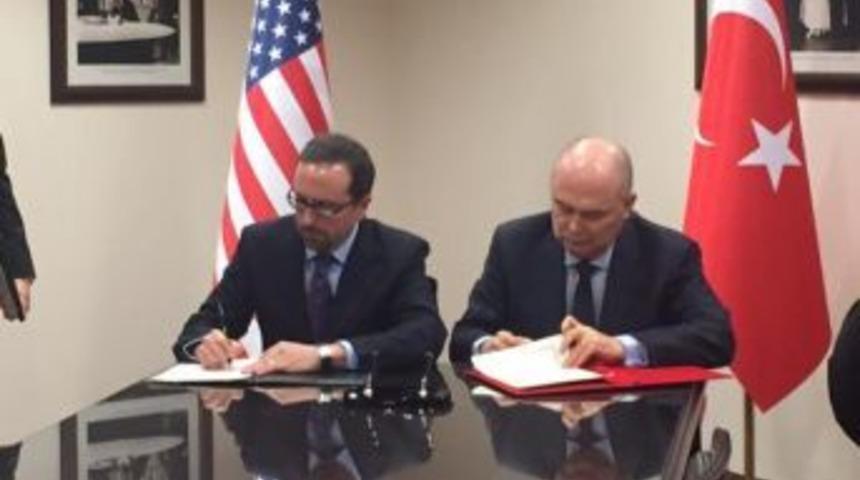 T&uuml;rkiye Ile Abd Arasında Suriyeli Muhalifler I&ccedil;in Eğit-Donat Mutabakatı Imzaladı