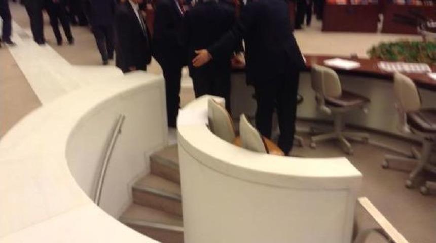 Tbmm Genel Kurul'unda Kavga (2)