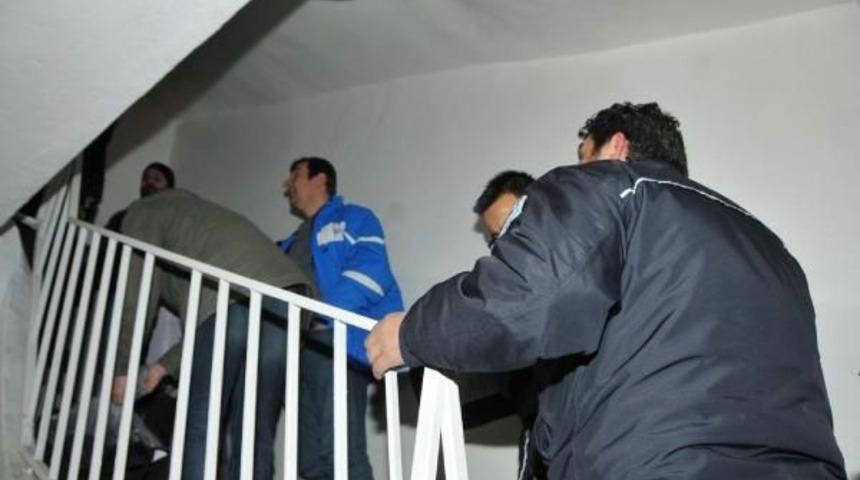 Birlikte Yaşadığı Kadına Şiddet Uygulayana &Ouml;zel Harekat Operasyonu