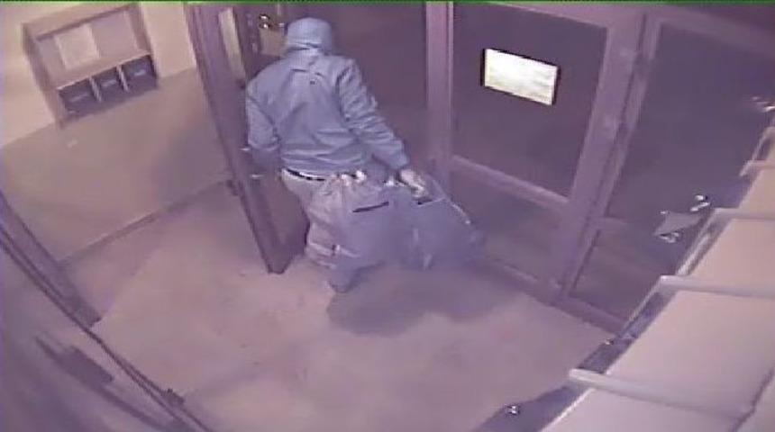 &Ccedil;alınan Ayakkabılara Sahip &Ccedil;ıkan Olmadı