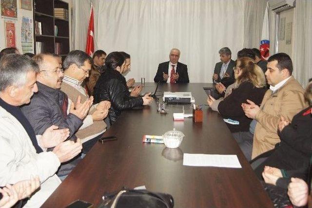 Aydın Türkav, Kıbrıs’taki Türk Şehitlerini Andı