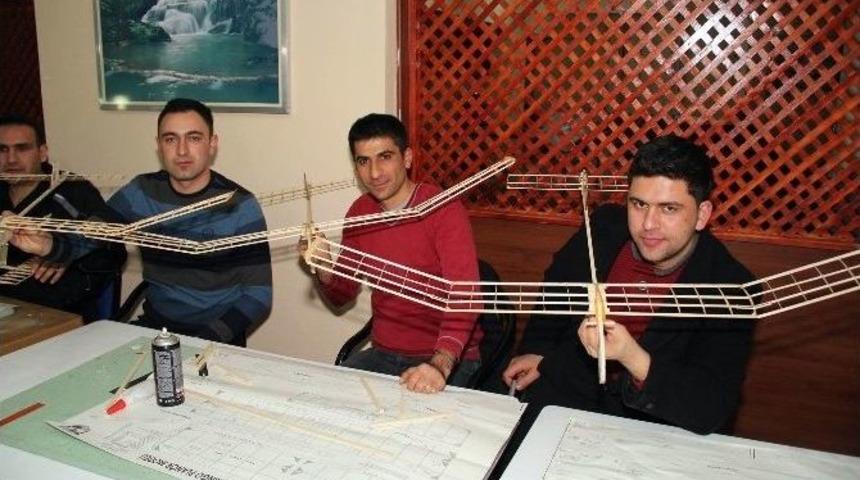 Kursiyerler &Uuml;&ccedil; G&uuml;nde U&ccedil;ak Sahibi Oldular