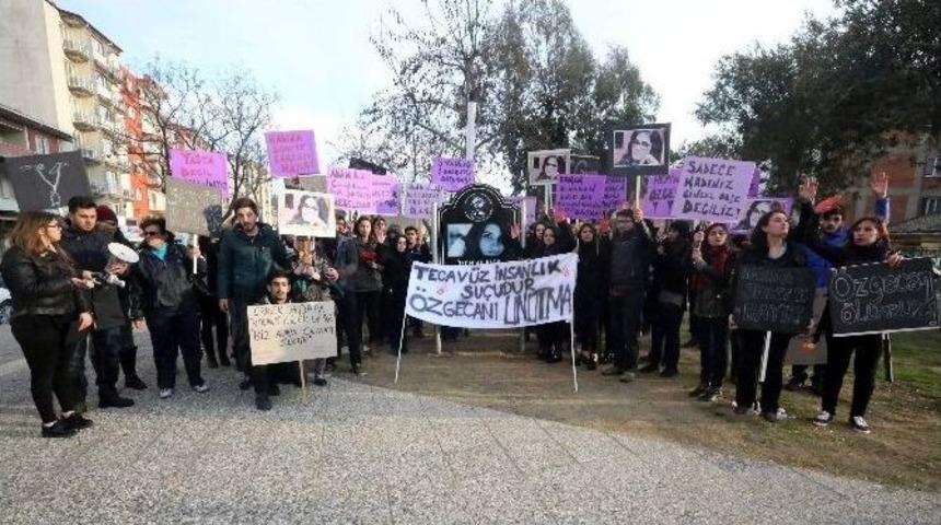 Kadınlar &Ouml;zgecan Parkı&rsquo;ndan Kadına Şiddete Tepki G&ouml;sterdi