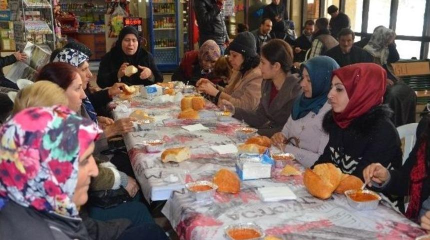 Ereğli Belediyesi&rsquo;nden Mahsur Kalanlara &Ccedil;orba