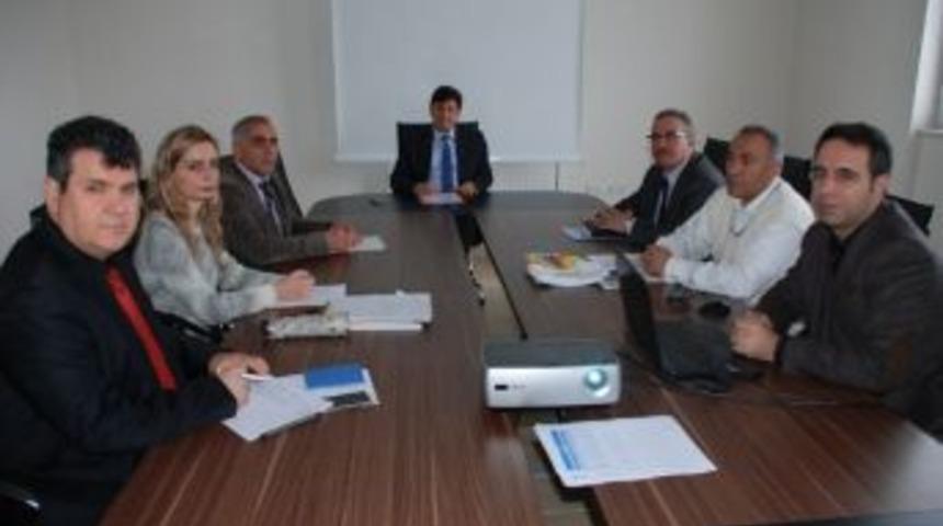 Tunceli Milli Eğitim M&uuml;d&uuml;r&uuml; Eyy&uuml;pkoca, Ortaokul M&uuml;d&uuml;rleriyle Bir Araya Geldi