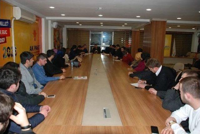 Ak Parti Düzce Gençlik Kolları İlk Toplantısını Yaptı