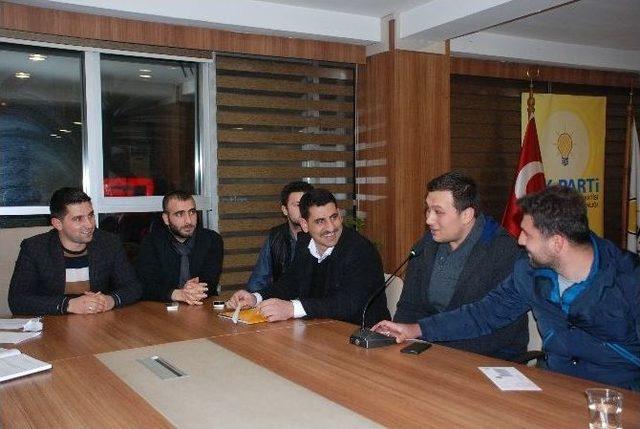 Ak Parti Düzce Gençlik Kolları İlk Toplantısını Yaptı