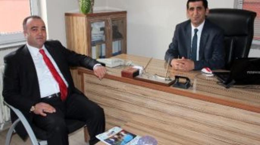 M&uuml;d&uuml;r Budak&rsquo;tan Yurt Ay Der&rsquo;e Ziyaret