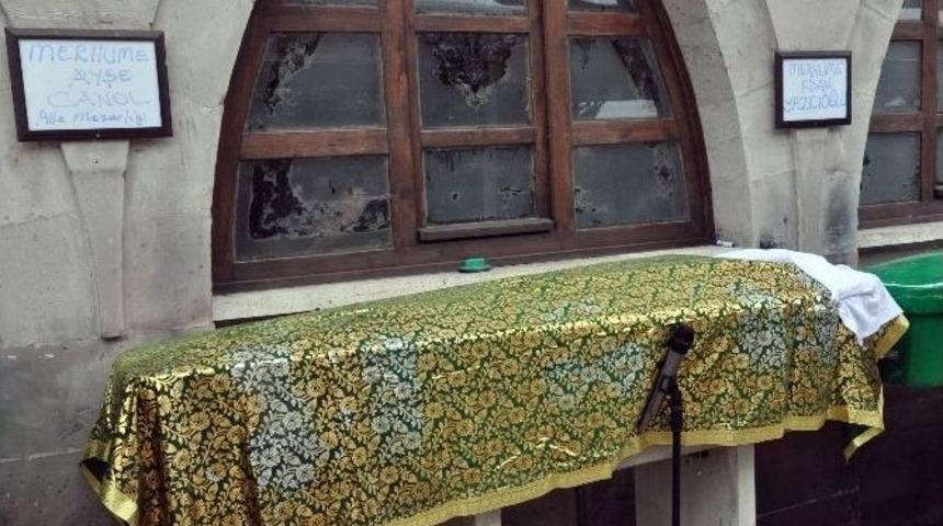 Fidan Yazıcıoğlu&rsquo;nun Cenazesi Ulu Camii&rsquo;ne Getirildi