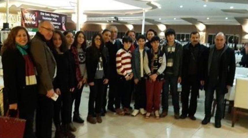 Teog&rsquo;da Başarılı Olan &Ouml;ğrenciler &Ouml;d&uuml;llendirildi