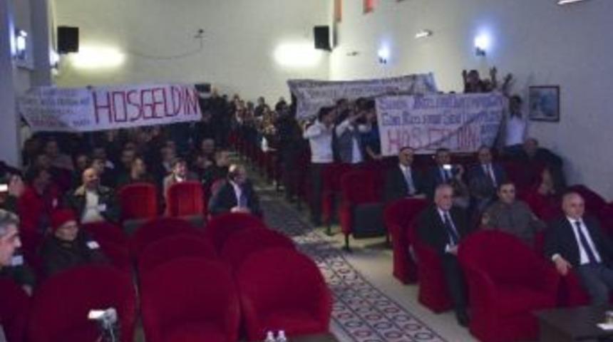 Mahkumlar &Ouml;zgecan İ&ccedil;in Pankart A&ccedil;tı