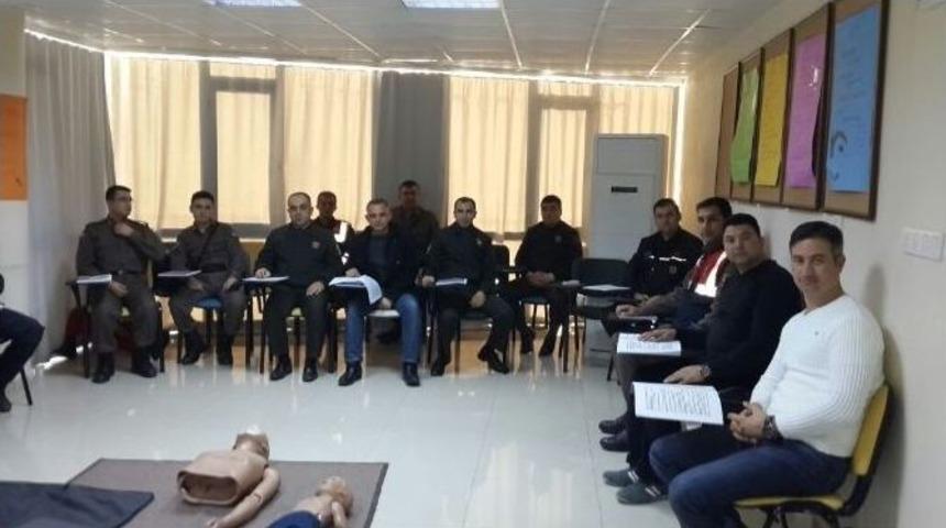 Jandarma Personeline İlk Yardım Kursu