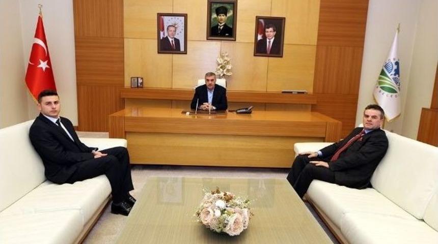 To&ccedil;oğlu Aday Adaylarını Ağırladı