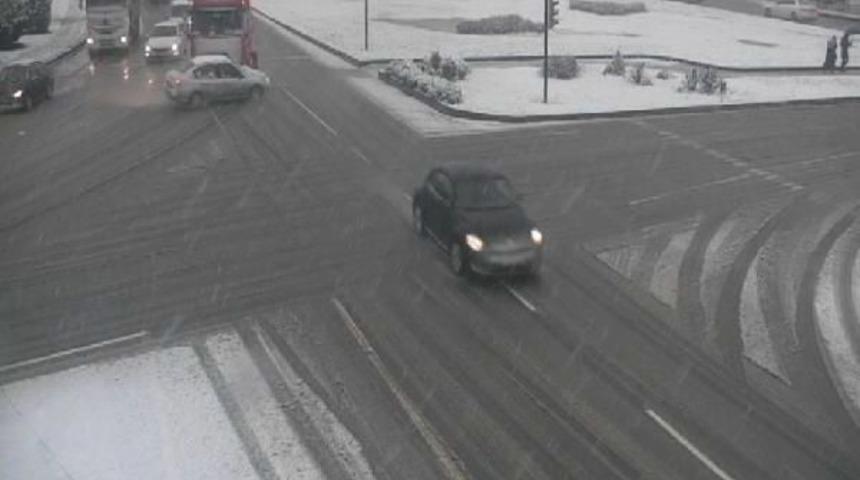 Yalova'daki Ilgin&ccedil; Kazalar Mobese Kameralarına B&ouml;yle Yansıdı