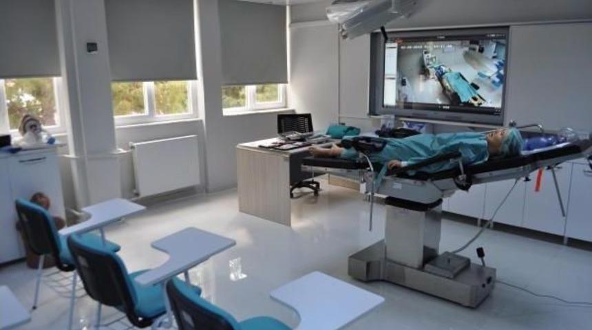 Sanal Hastane Hizmete Girdi