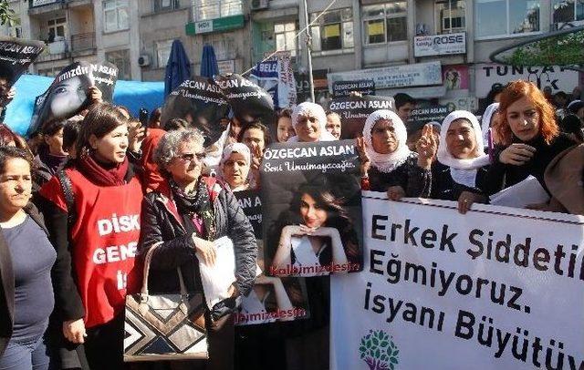 Figen Yüksekdağ’dan Özgecan’ın Ailesine Taziye Ziyareti