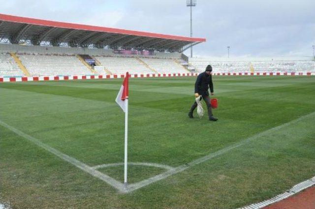 Sivas 4 Eylül Stadı Galatasaray'a Hazır