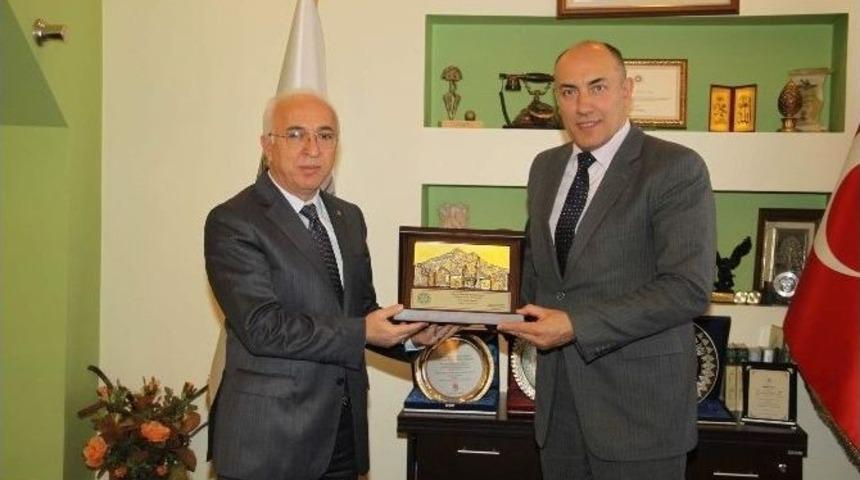 Litvanya B&uuml;y&uuml;kel&ccedil;isi Kto Başkanı Hi&ccedil;yılmaz&rsquo;ı Ziyaret Etti