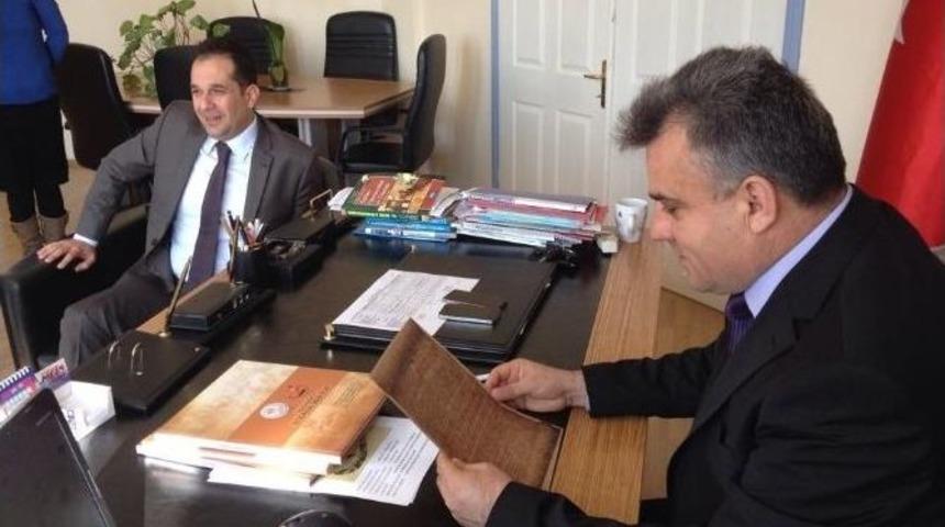 Ayvalıkta, Gen&ccedil;lerden Ecdada Mektup