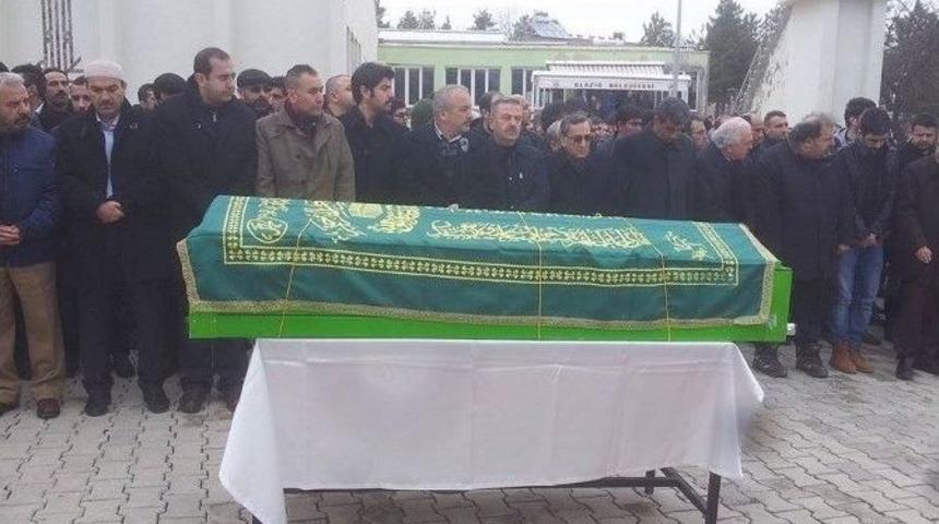 F&uuml; Rekt&ouml;r Yardımcısı Orhan Son Yolculuğuna Uğurlandı