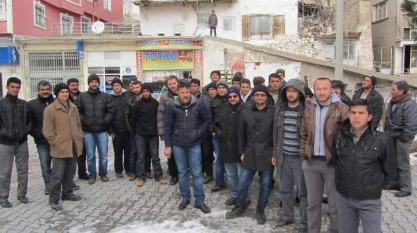 18 Madencinin &Ouml;ld&uuml;ğ&uuml; Ermenek'te 4 Aydır Işsiz Kalanlardan Tepki