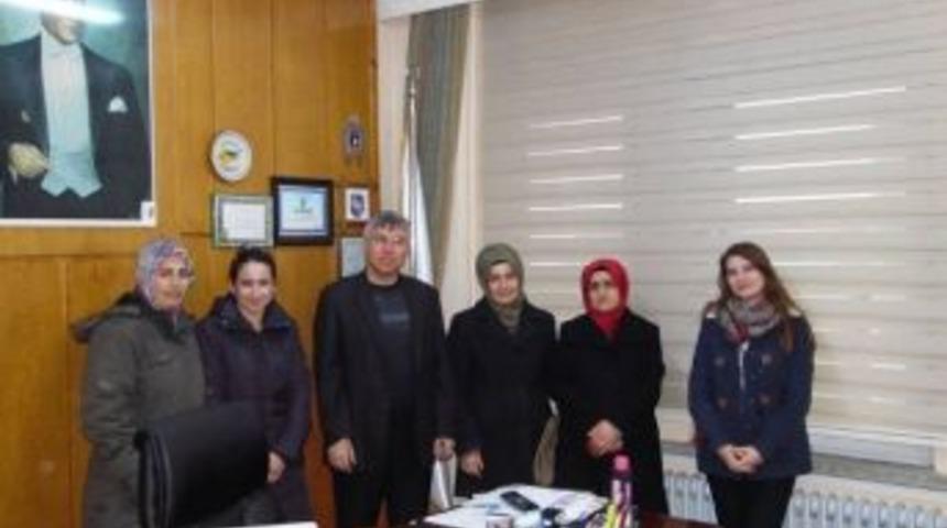 Ak Parti İl&ccedil;e Kadın Kolları&rsquo;dan Başkan Sayın&rsquo;a Ziyaret