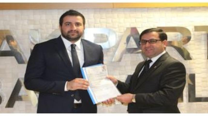 Ak Partili Yılmaz Salık, Resmi Başvurusunu Yaptı