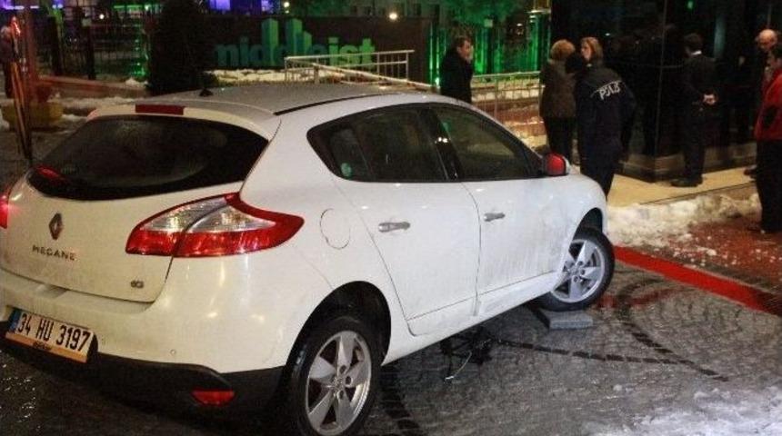 Beyoğlu&rsquo;nda Trafik Kazası: 1 Yaralı