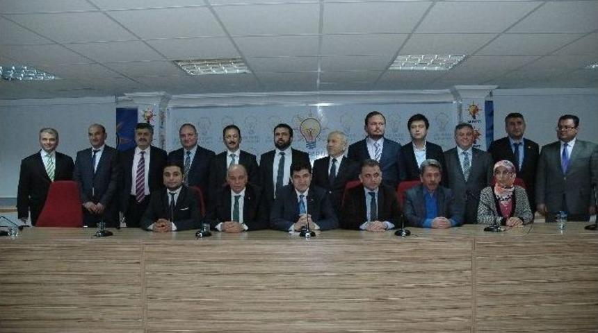 Karaman&rsquo;da 13 Kişi Ak Parti&rsquo;den Aday Adaylığı İ&ccedil;in Başvurdu