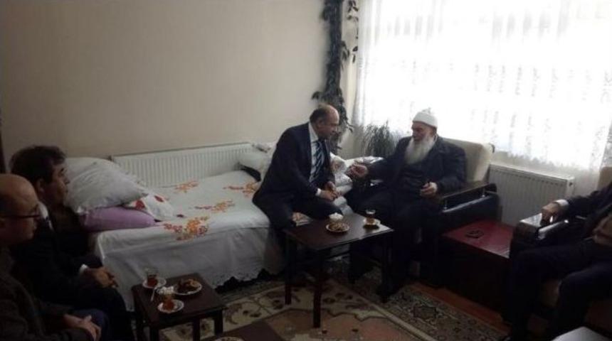 Bakan Işık&rsquo;tan Hasta Ziyareti